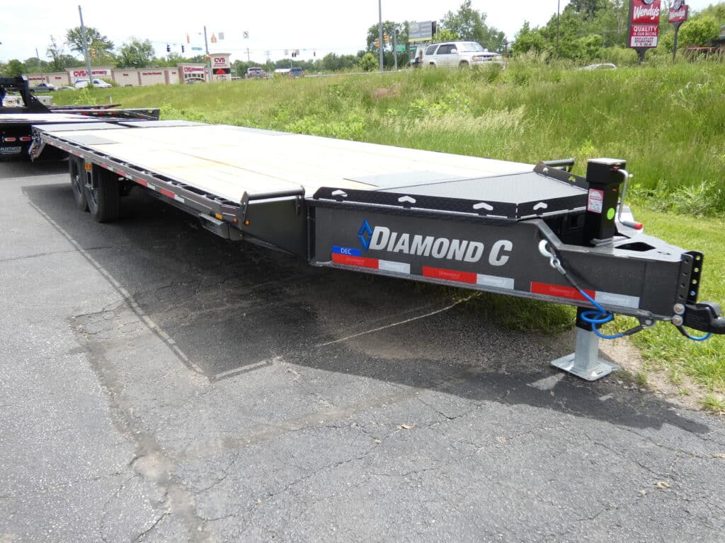 2025 Diamond C DEC207 102″x 26′ 14.9k 14.9k Deck-Over Trailer With MAX Ramps Stock #300435 - Spencer Trailers