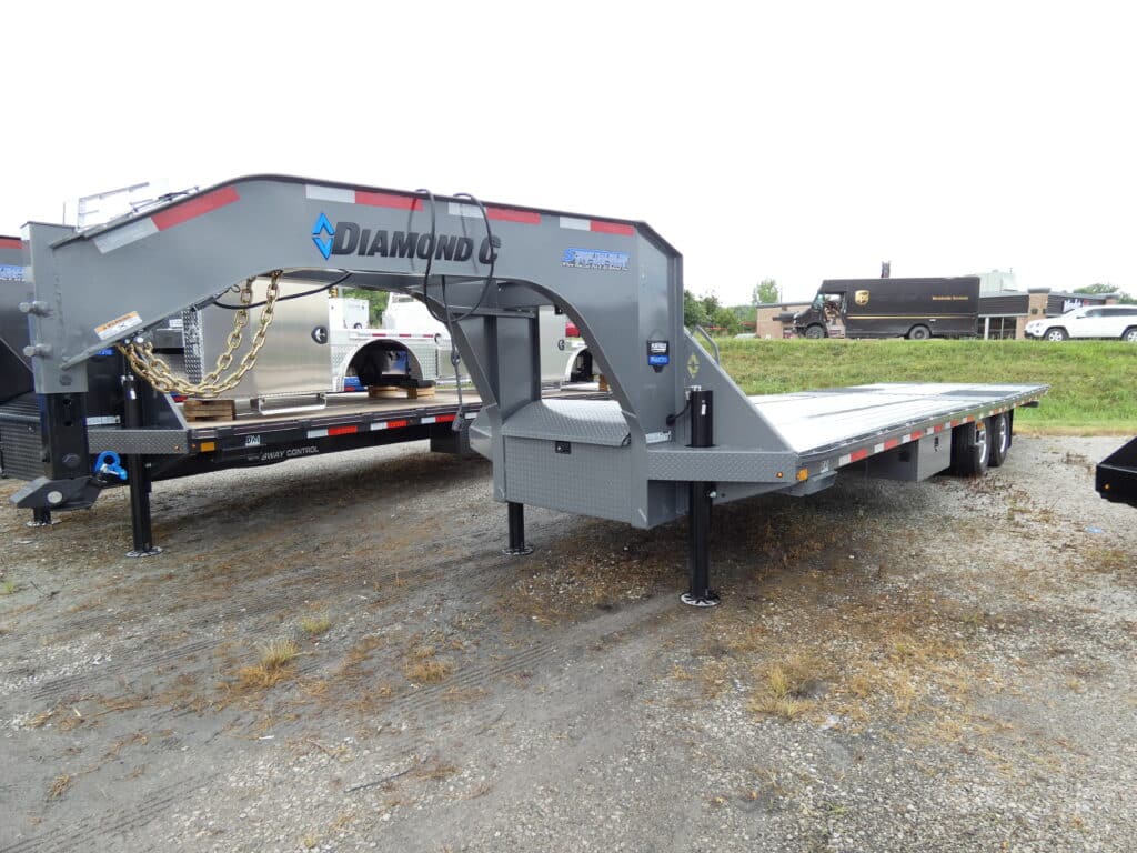 2025 Diamond C FMAX210 HDT 102"x 32' 25k Hydraulic Dovetail Equipment Trailer Stock With Aluma-Trax Flooring #302914 Goose Neck Trailer - Spencer...