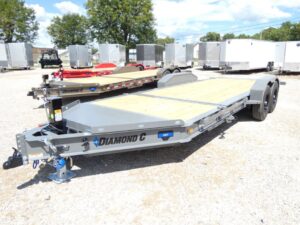 2026 Diamond C HDT207 82″x 20′ 14.9k Split-Deck Tilt Equipment Trailer Stock #304807 - Spencer Trailers