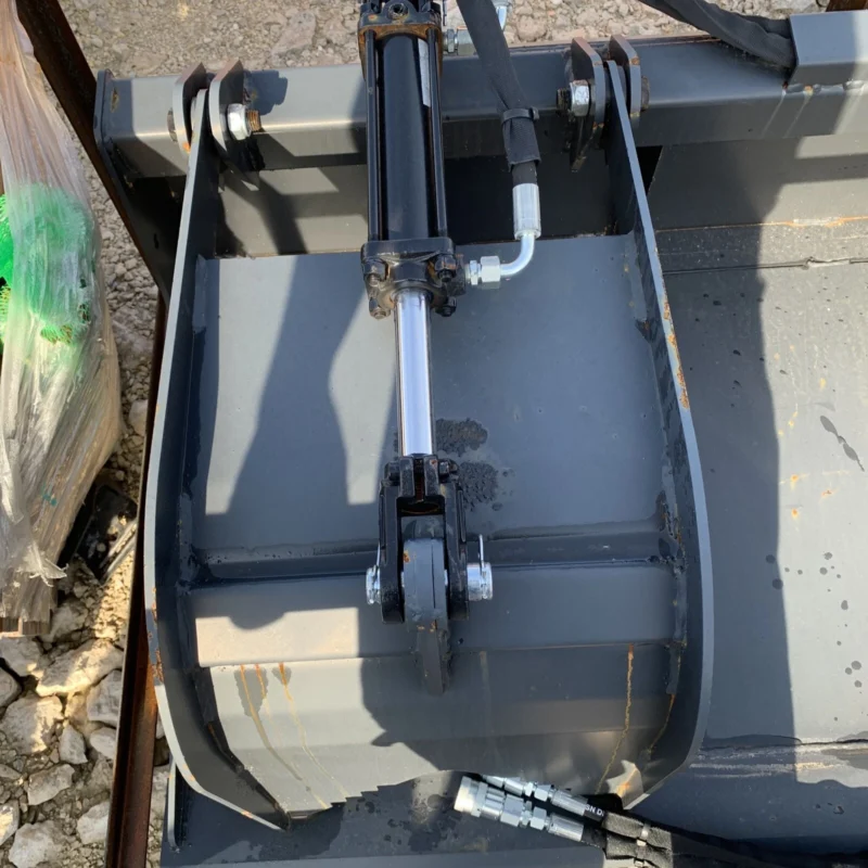 72 inch skid steer grapple bucket Wolverine - Image 5