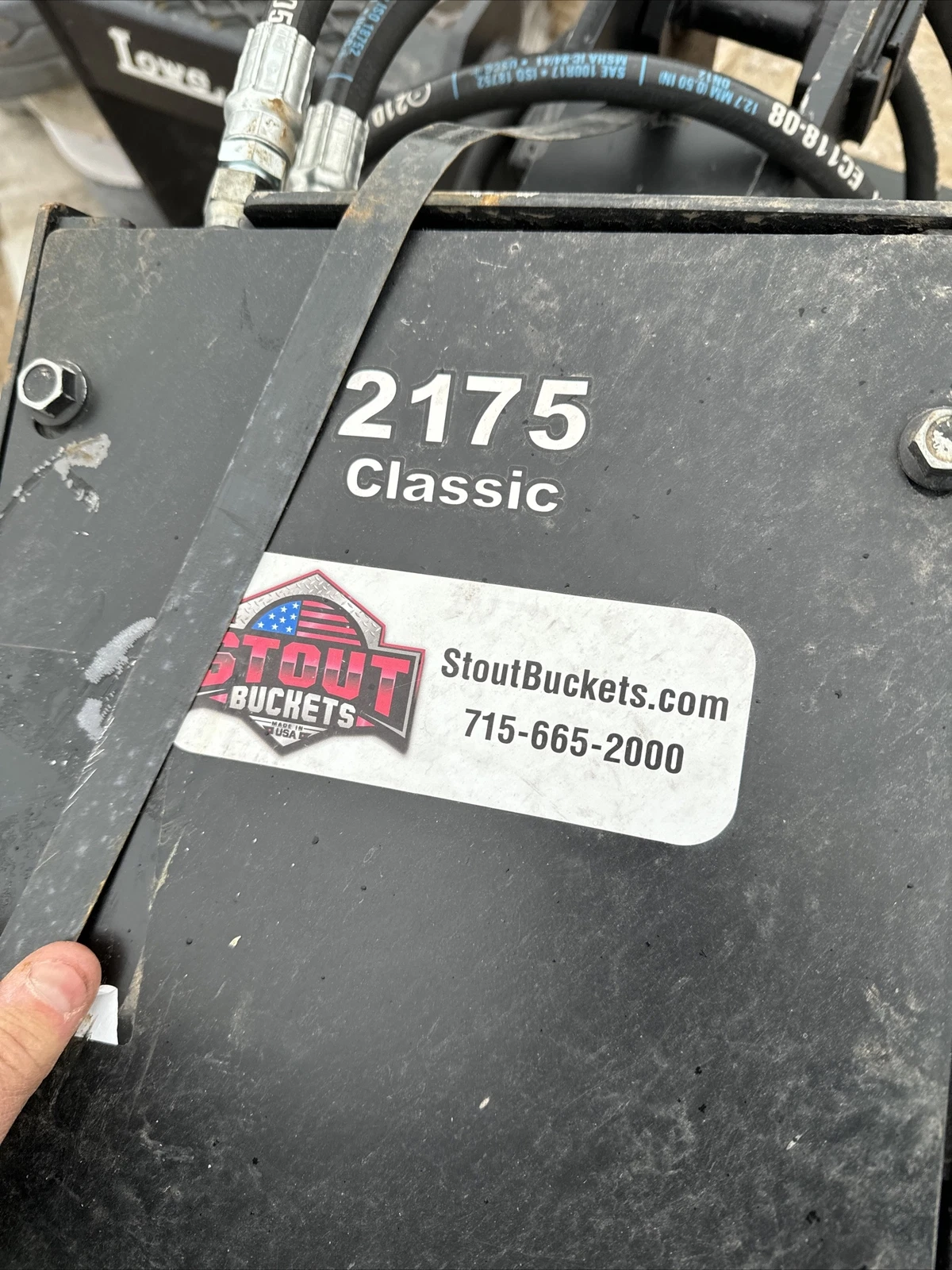 Lowe 2175 Classic Round Auger Drive Digger with 18" Wide Bit Fits Skid Steer - Image 5