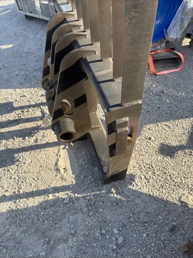 Cat 910k 910m 914k 918m Wheel Loader Forklift Mast - Image 13