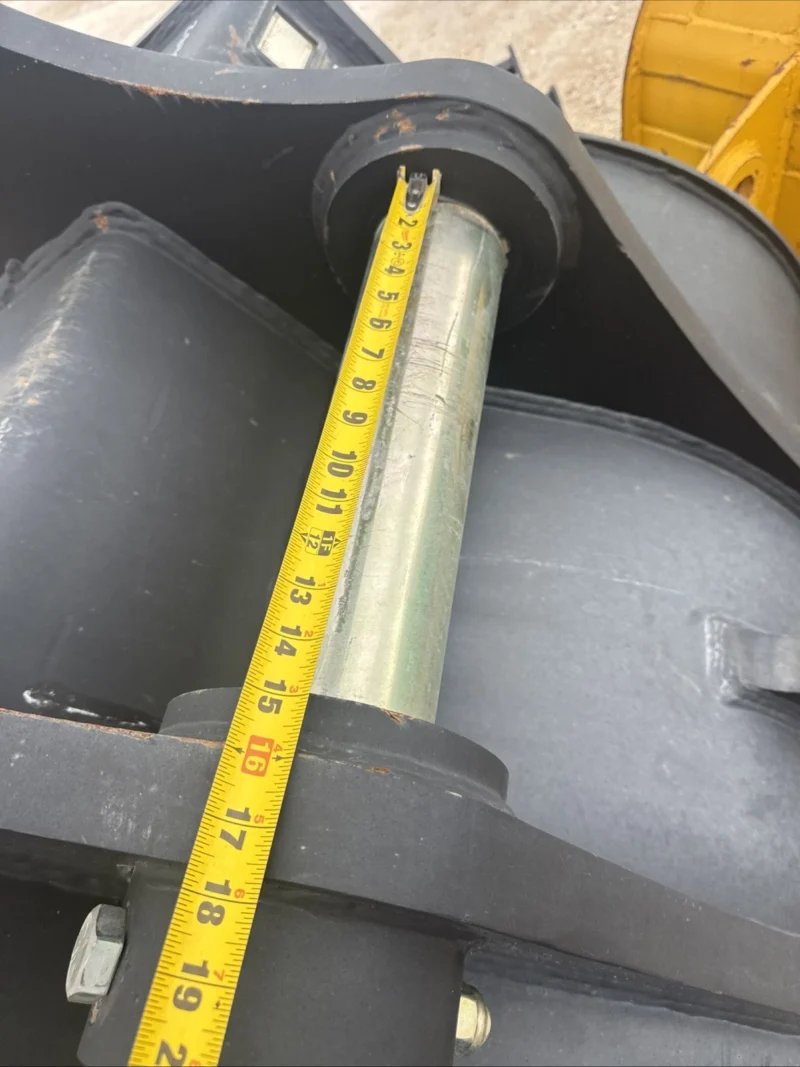 Komatsu PC490 Tooth Bucket 54 Inch Werk brau 100 Mm Pins New - Image 5