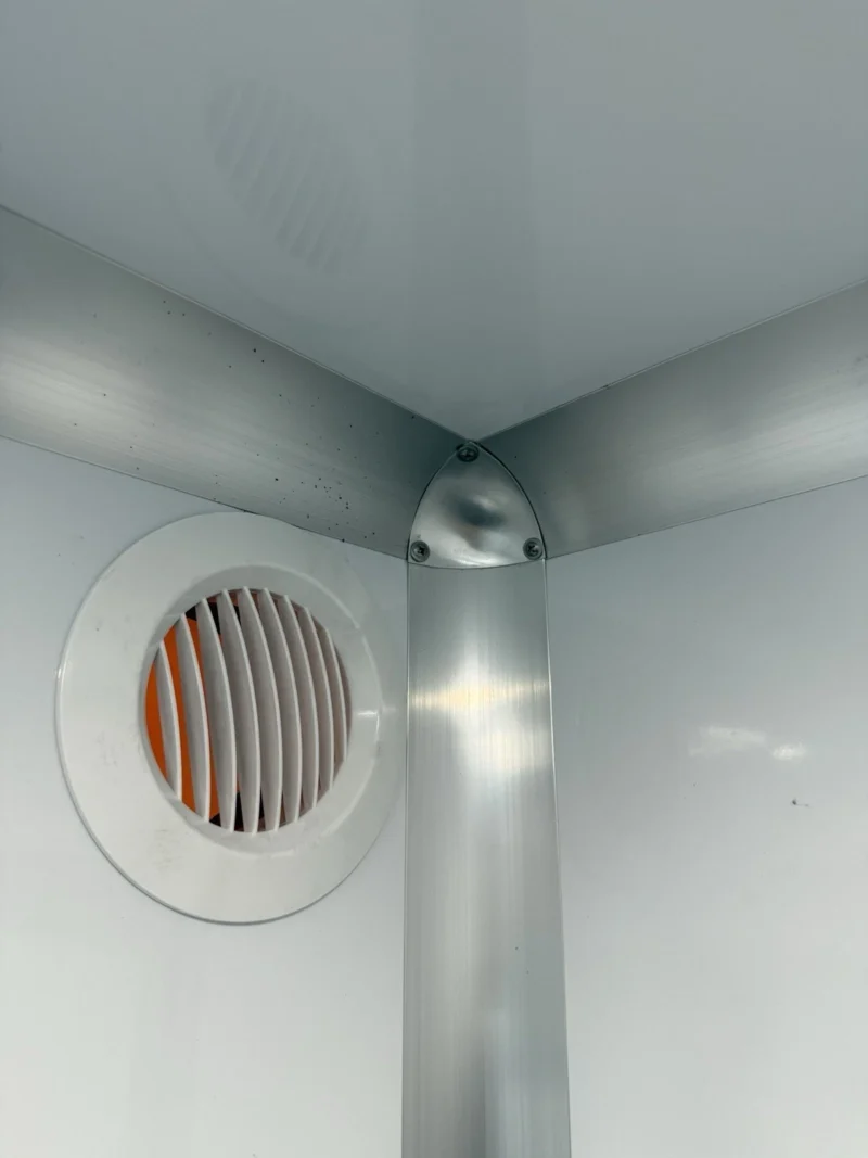 4-Stall Luxury Restroom Trailer - Image 12