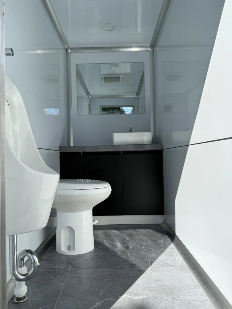 4-Stall Luxury Restroom Trailer - Image 17