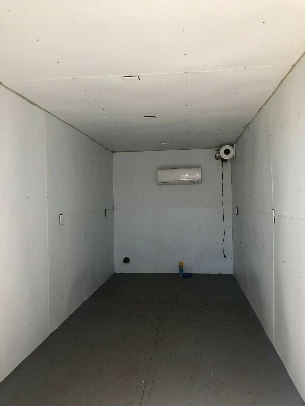 Shipping container 20 ft Insulated Greenhouse  - Image 2