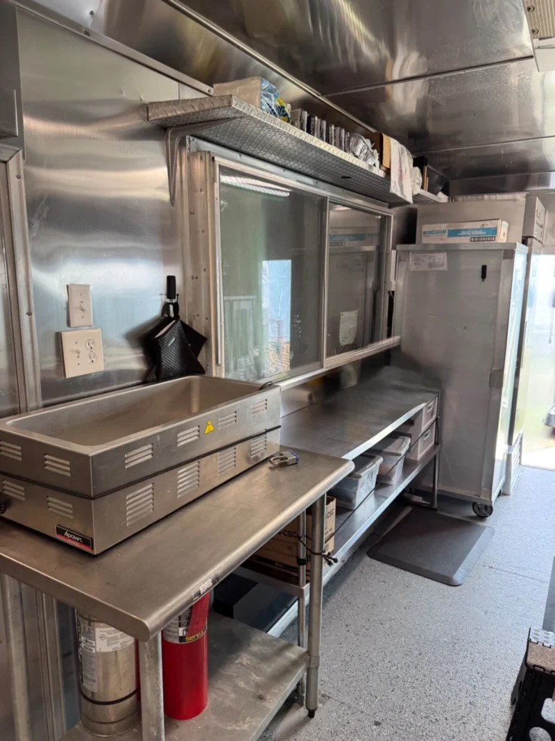 Used food truck - Image 2
