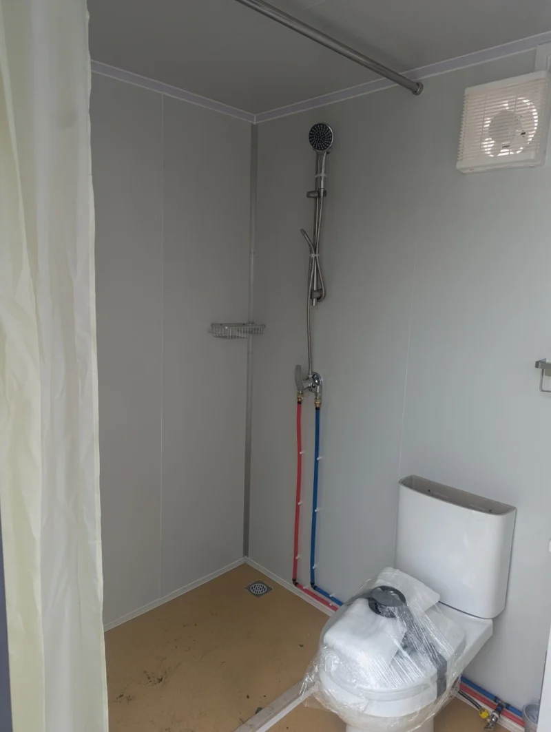 Bastone Portable Restroom Bathroom Mobile Toilets w/Shower + Sink - Image 3