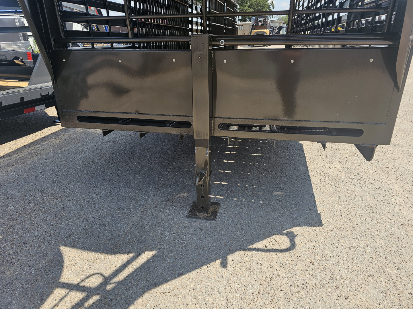 2025 Neckover 32'X6'8" Stock / Stock Combo Trailer - Image 4