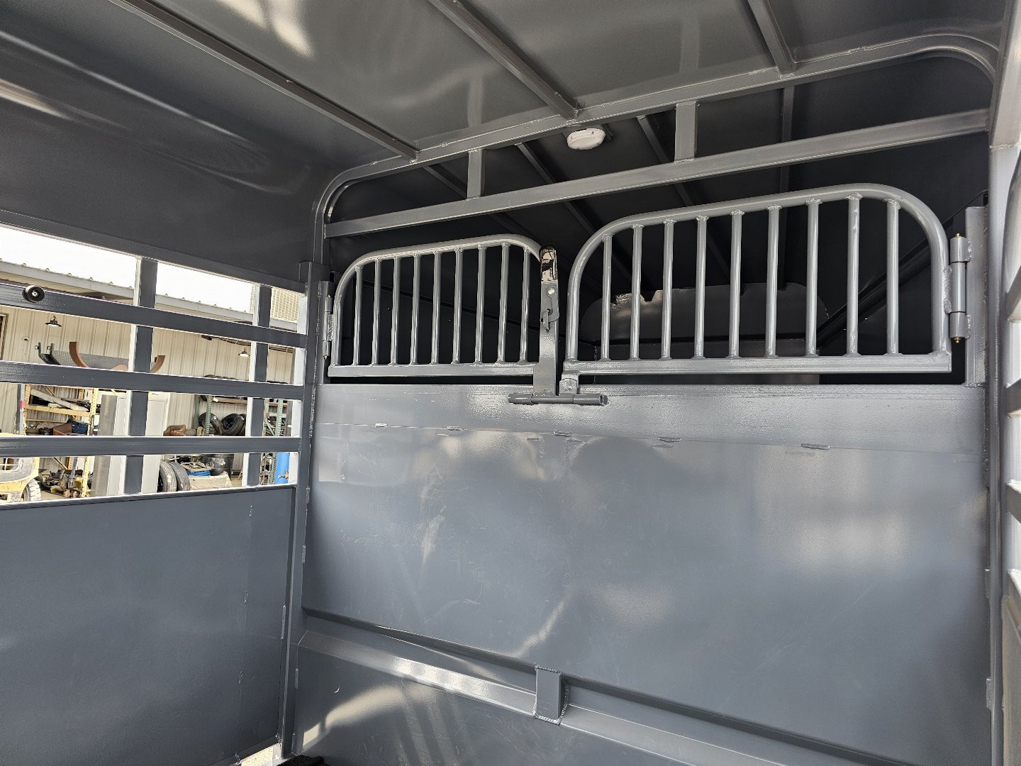 2025 Big Bend 6'8"X24' 3/4 TOP Stock / Stock Combo Trailer - Image 5