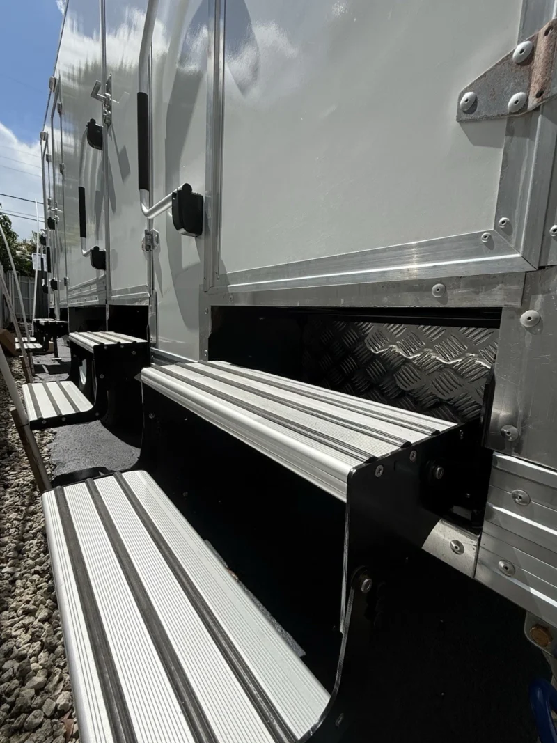 4-Stall Luxury Restroom Trailer - Image 8