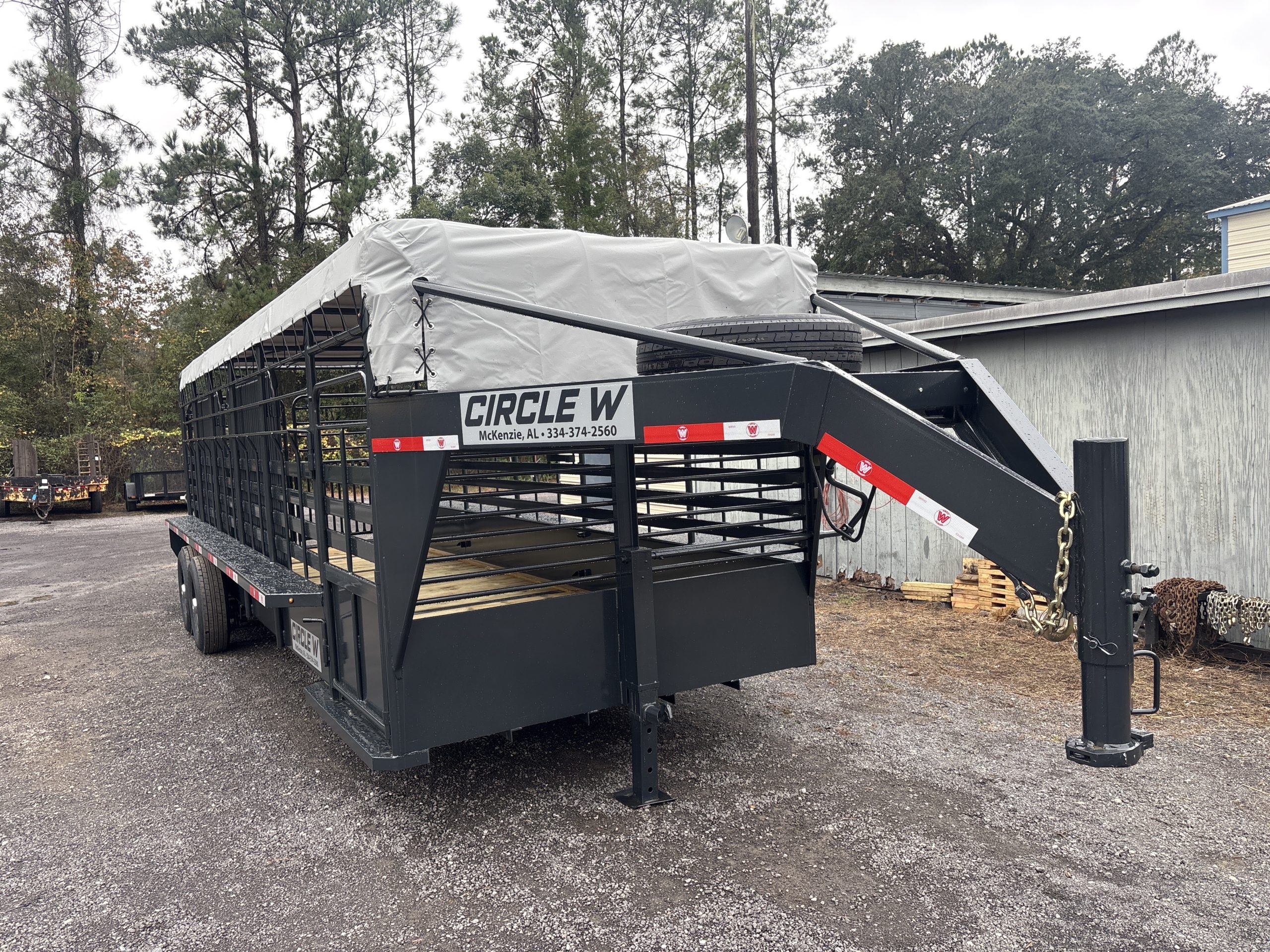 New 2026 Circle W 6.5 x 24 Gooseneck Livestock Trailer 14k GVWR