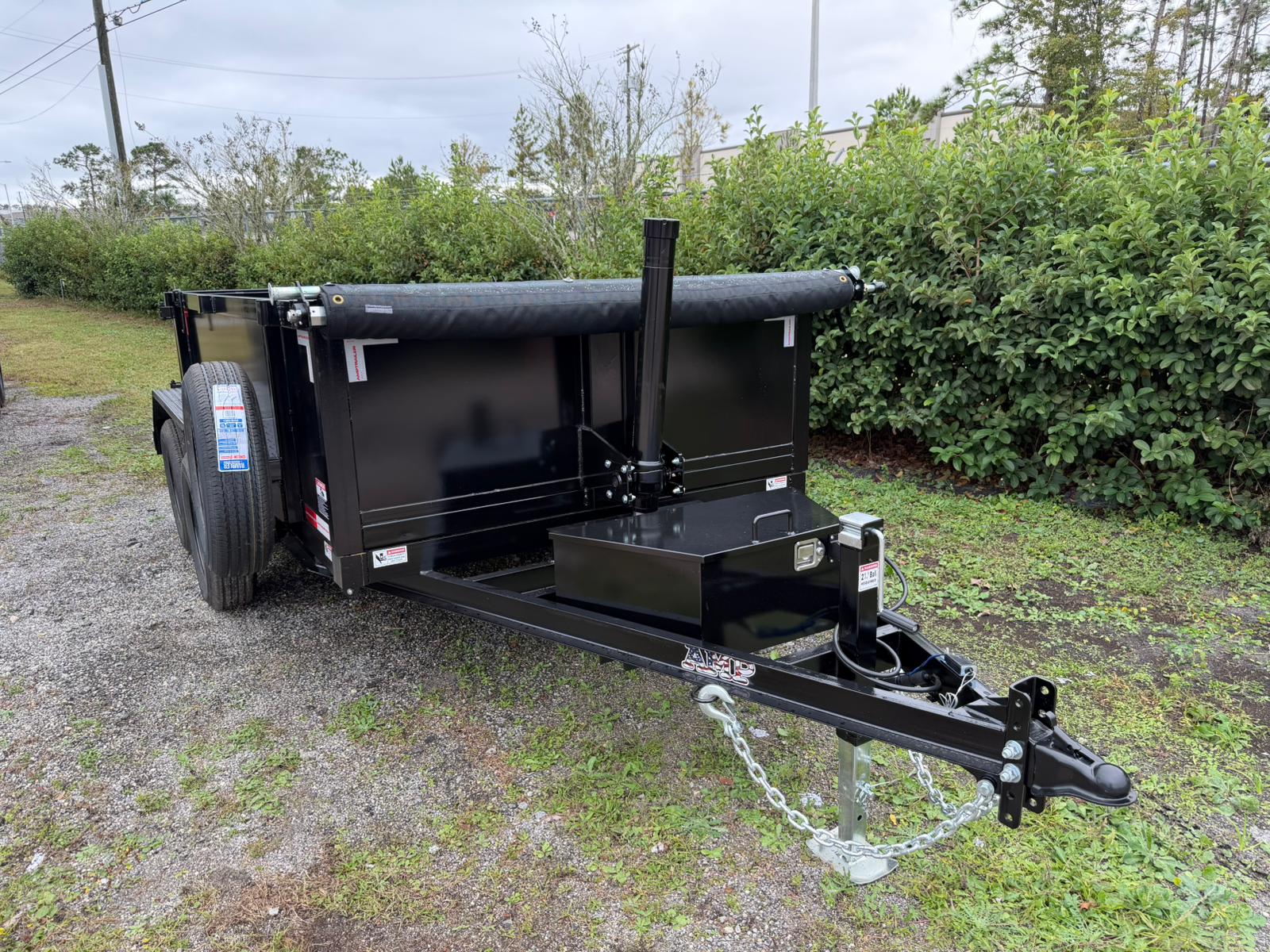 New 2026 AMP 6 x 10 Low Side Dump Trailer 7k GVWR - Image 3