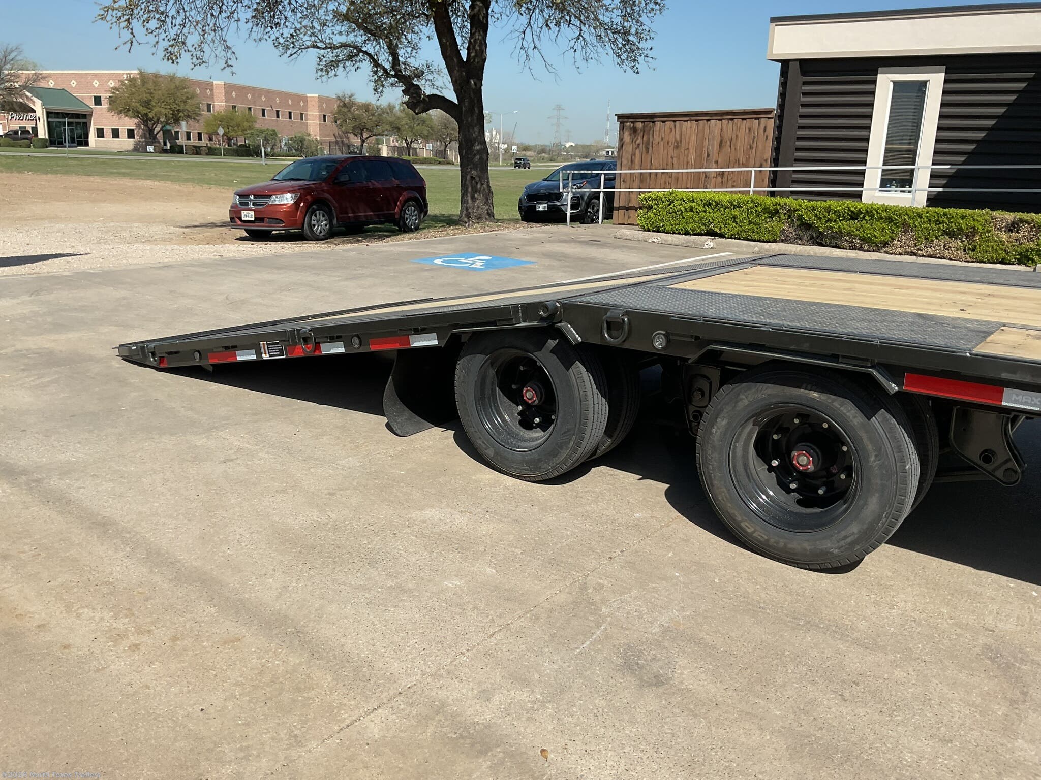 New 2025 MAXX-D YDB10234 - Image 7